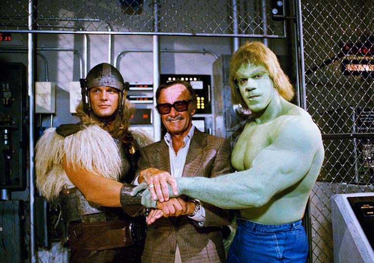 Thor, Stan Lee e Hulk em O Retorno do Incrível Hulk (1988)