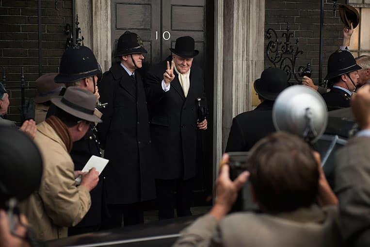 John Lithgow em The Crown (2016)