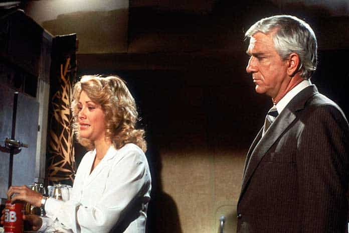 Apertem os Cintos... O Piloto Sumiu (1980)