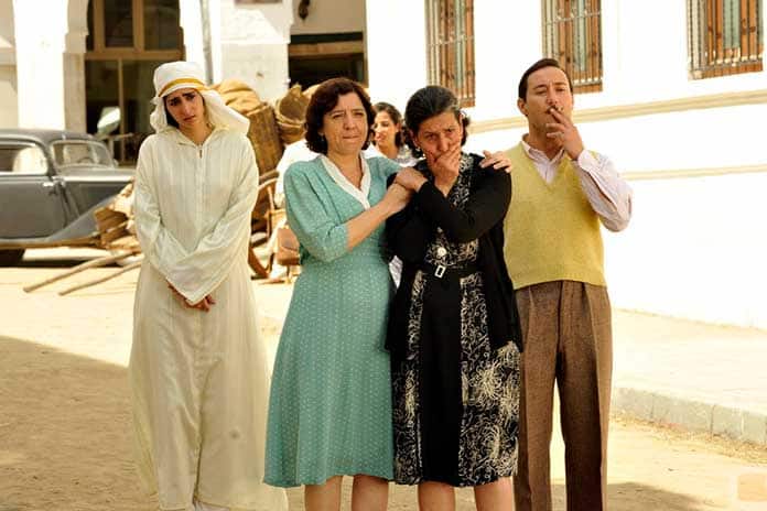 El Tiempo Entre Costuras