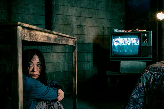 Fêmea (Karen Fukuhara)