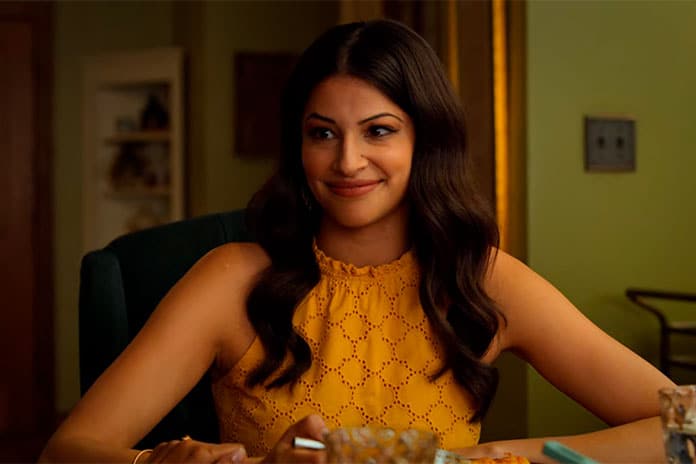Richa Moorjani é Kamala