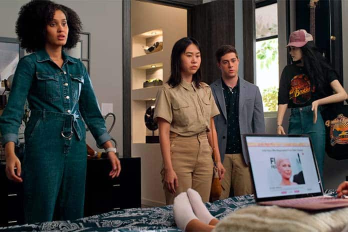 Amigos de Devi, Eu Nunca (Netflix)